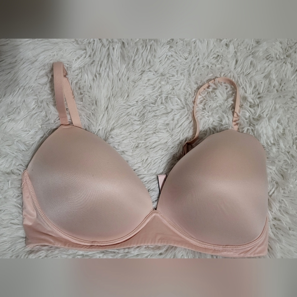 Victoria Secret, pink maternity bra, wireless, size 36ddd